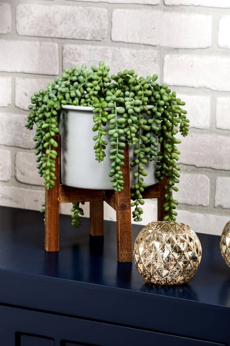 איך יוצרים עציץ במראה בטון?