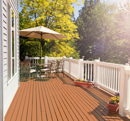 צבעים לעץ לשימוש חיצוני/עמידים לשמש ומים