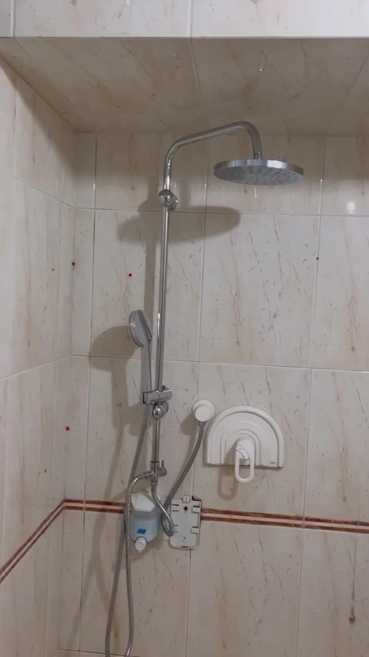 זה הסרטון הראשון של המייקאובר שלי במקלחת שלנו בדירה השכורה! הפרוייקט הראשון שעשה את כל ההבדל היה לצב