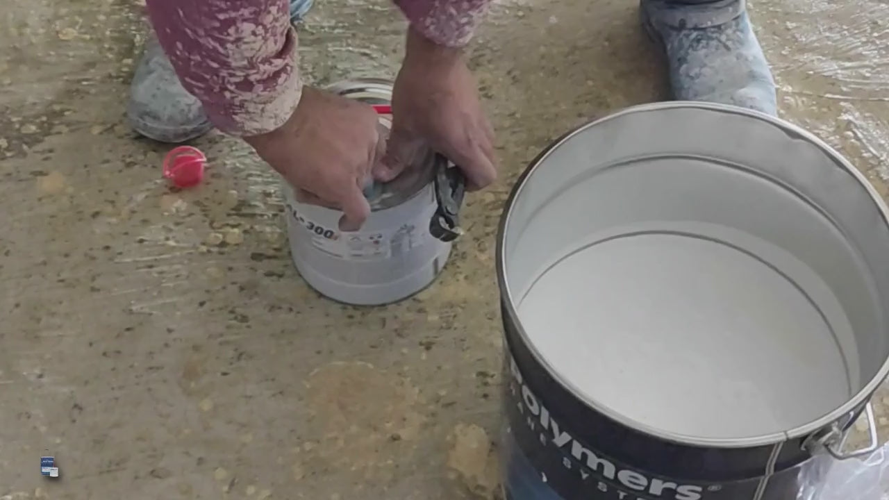 טען וידאו: איטום למאגרי מי שתייה - מריס 300